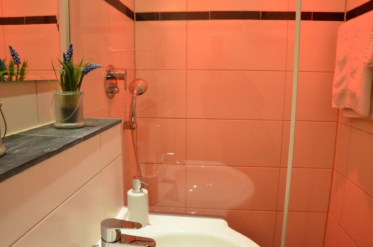 Lejlighed Zentral Gelegen - Stilvolles In Moabit Berlin
